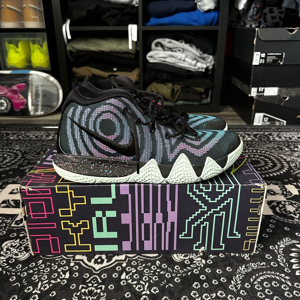 Nike Kyrie 4 Decades Pack 80s